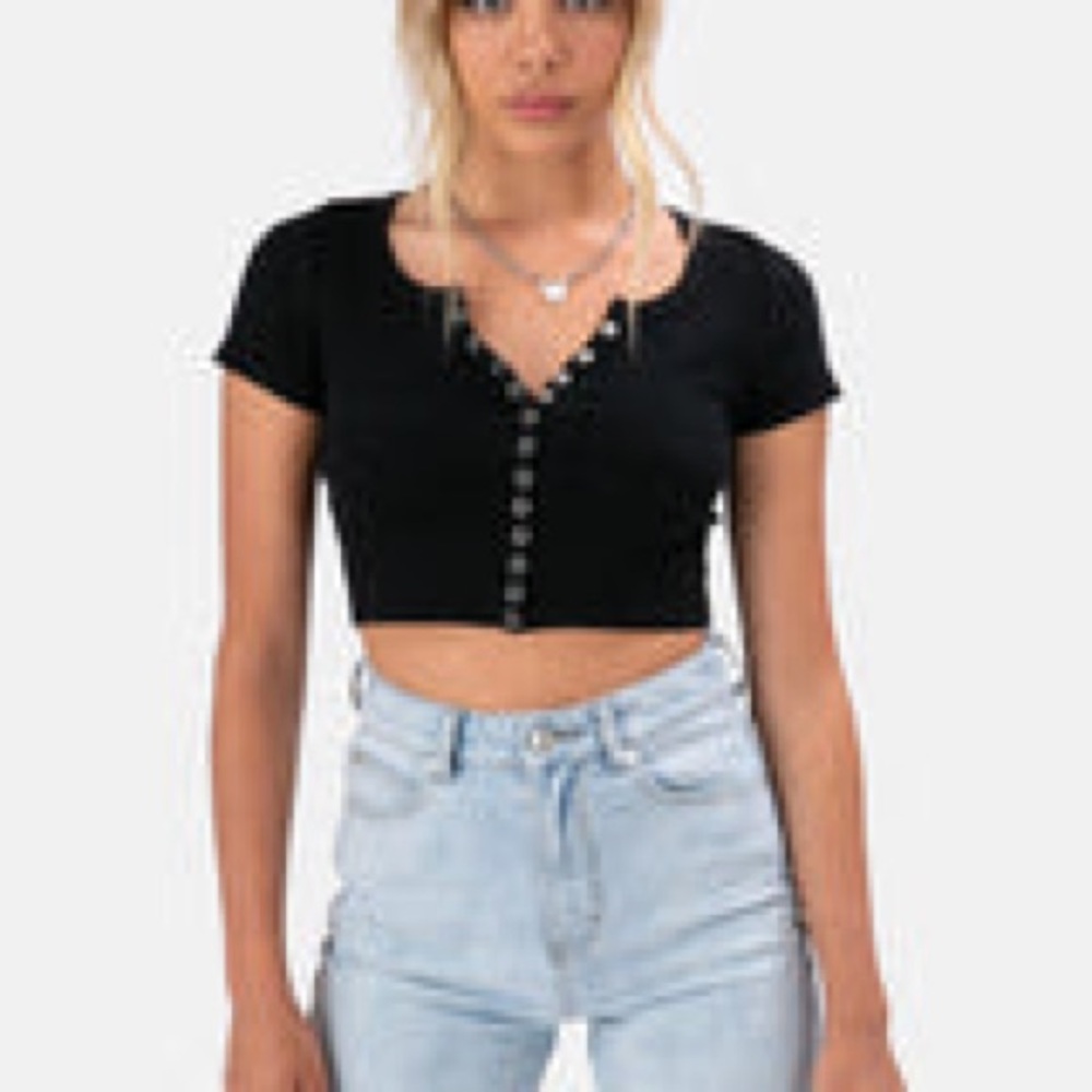 Adika Loris Top